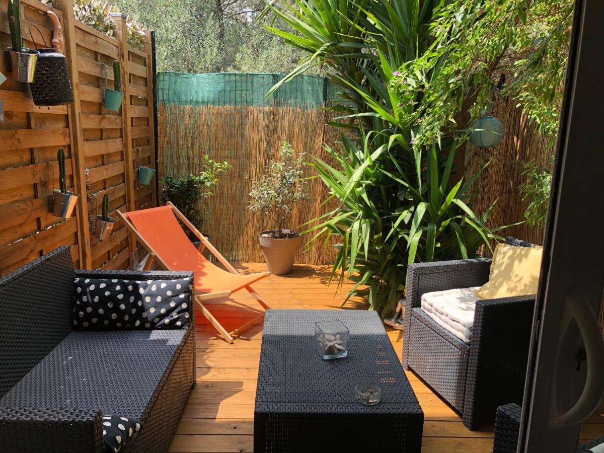 Agreable T2 Traversant Rdc Avec Terrasse + Balcon+ Parking 2 Places Монпелие Екстериор снимка